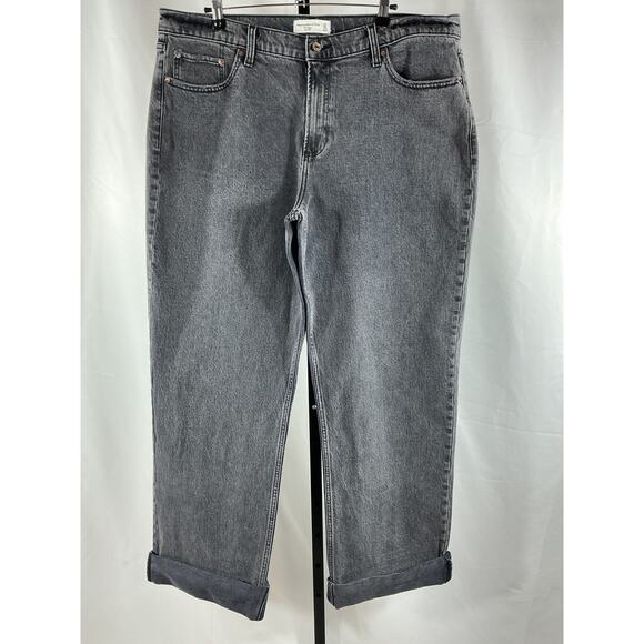 Abercrombie & Fitch 'Curve' Black Cotton Love High Rise 90S Relaxed Jean Size - Picture 2 of 4
